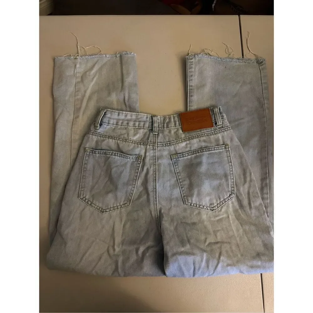 Princess Polly Raw Hem straight leg jeans 2 wide leg - Picture 7 of 8